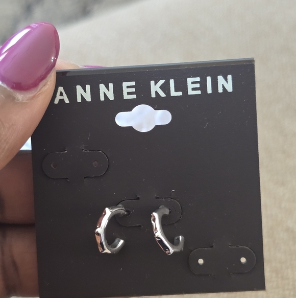 Anne Klein Jewelry - Anne Klein Silver-Tone Textured Hoop Earrings Small New